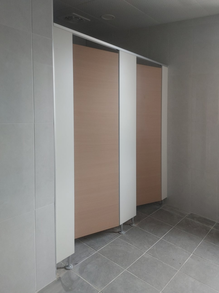 강화(강화군) 큐비클 연구소 큐비클 자재 판매 & 시공 후기: 오크 메이플 & 크림색의 완벽한 조화 (1900mm 높이) 19 image 689