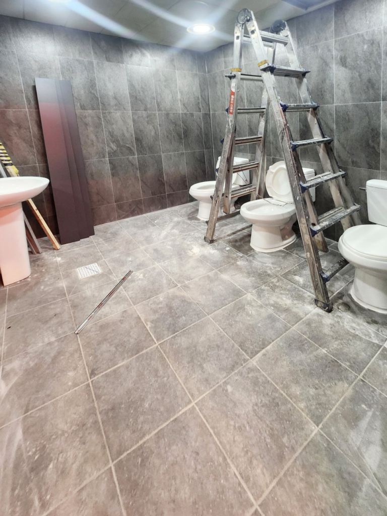 인천(인천시) 큐비클 설치: 서구 헬스장 화장실 칸막이 시공, 3D 도면부터 베테랑 시공까지 13 image 223